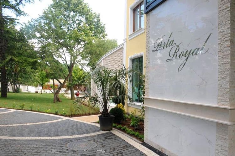 Perla Royal Hotel