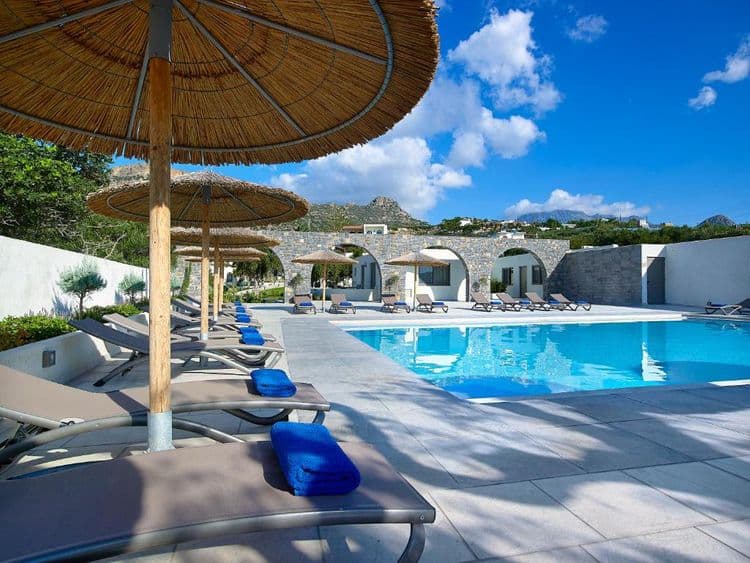 Coriva Beach Hotel