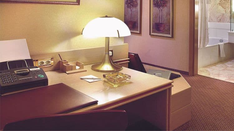 Holiday Suites