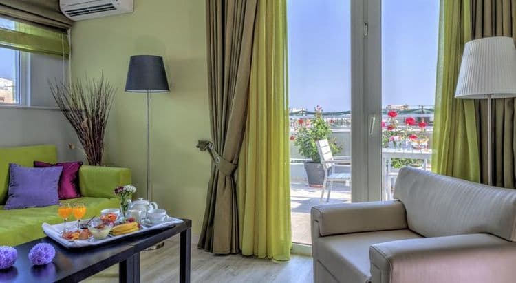 Polis Grand