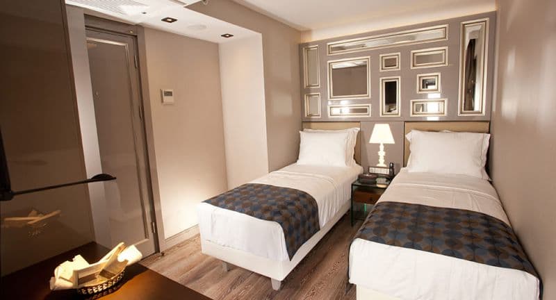 HOTEL LA VILLA