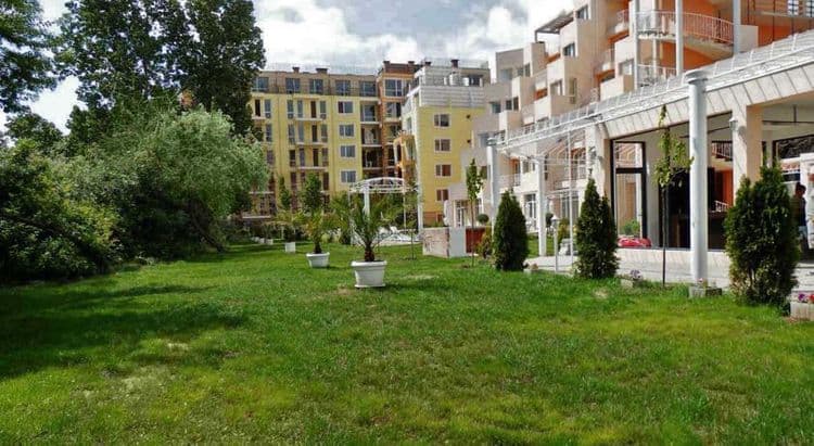 Vanilla Garden Apartcomplex