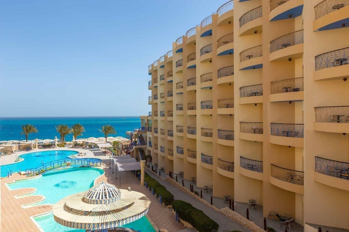 Sphinx Aqua Park Beach Resort