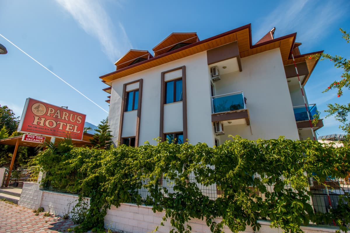 Parus Hotel