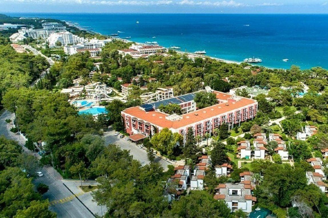 Majesty Club La Mer Art