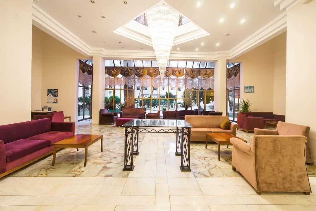 Majesty Club La Mer Art
