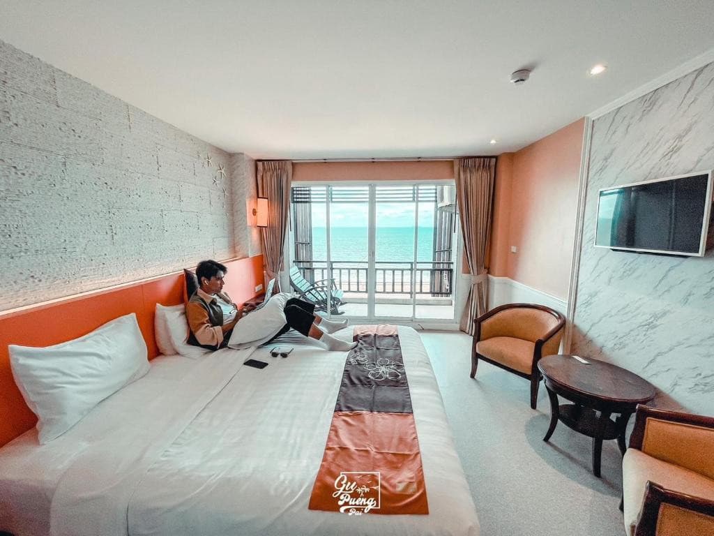 Seaside Jomtien Beach