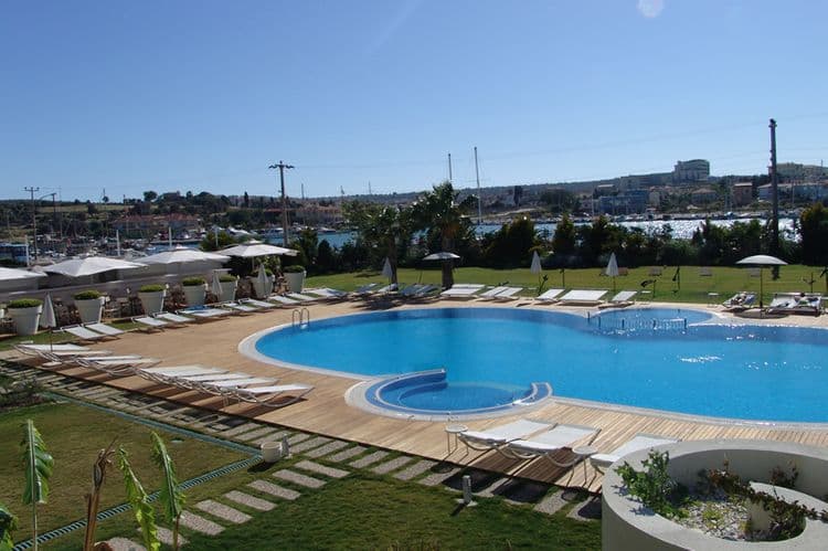 Sisus Hotel Cesme