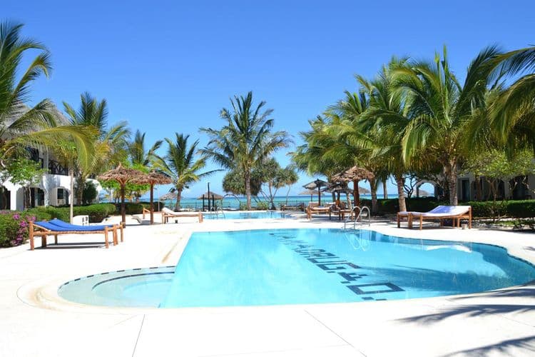 La Madrugada Beach Resort