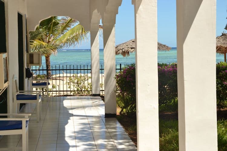 La Madrugada Beach Resort