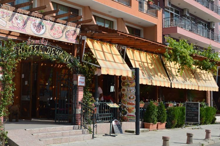 Family Hotel Deykin