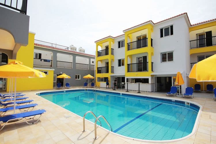 Flora Maria Hotel