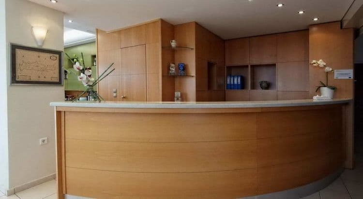 Dimitra Hotel & Apartments