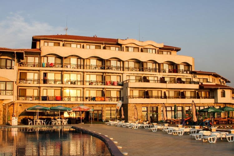 Sea Horse Hotel