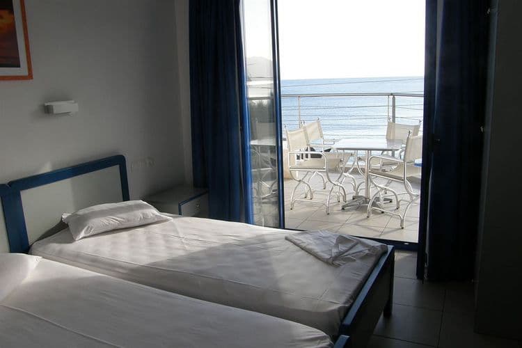 Kassavetis Hotel Studios & Apartments