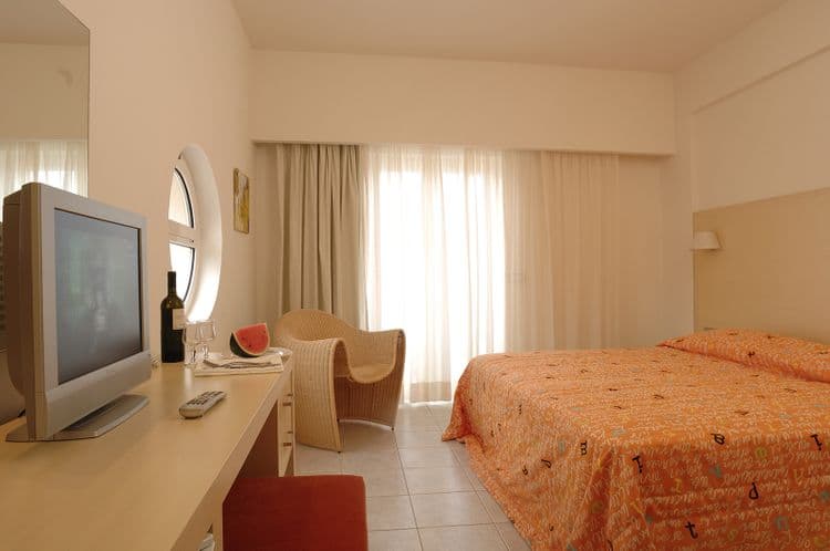 High Beach Resort Hotel (Deluxe Building)