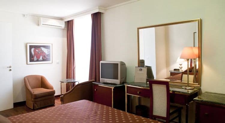 Ilisia Hotel
