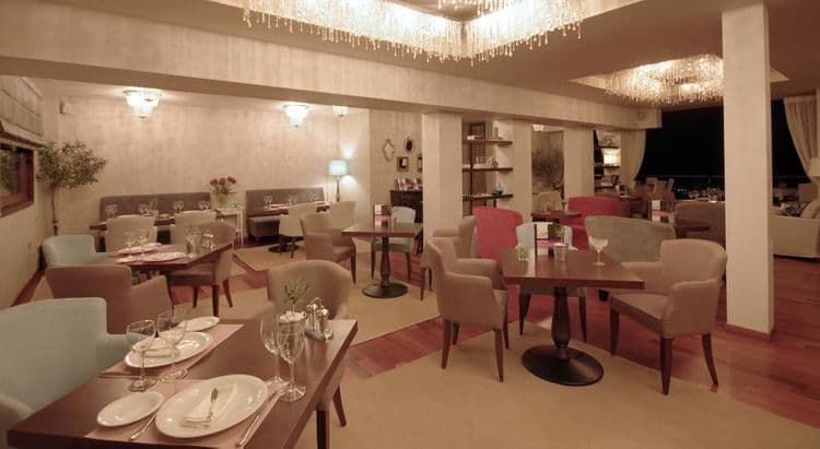 Nepheli Hotel