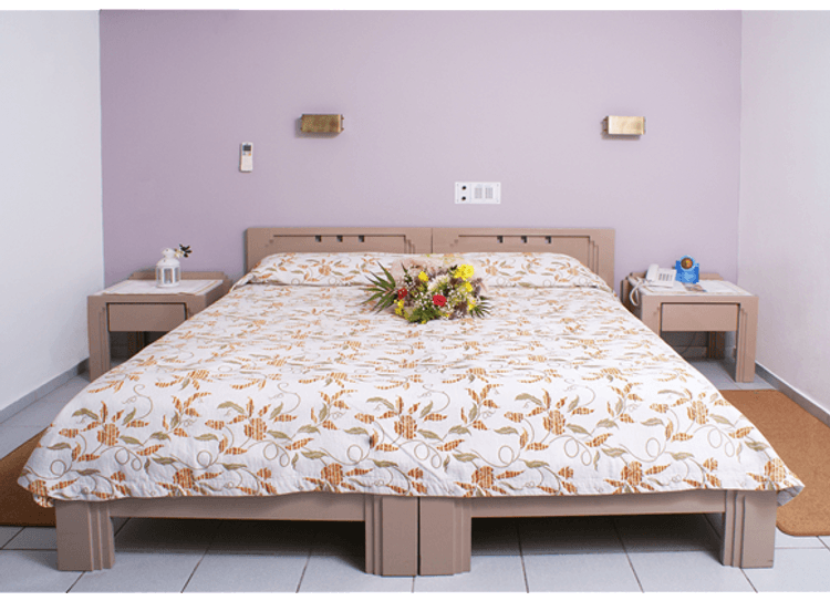 Alia Beach Hotel
