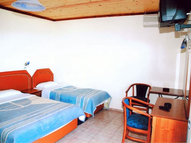 Kochili Hotel & Bungalows