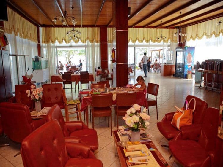 Kochili Hotel & Bungalows