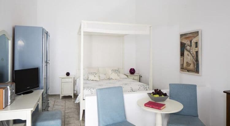 Nonis Apartments