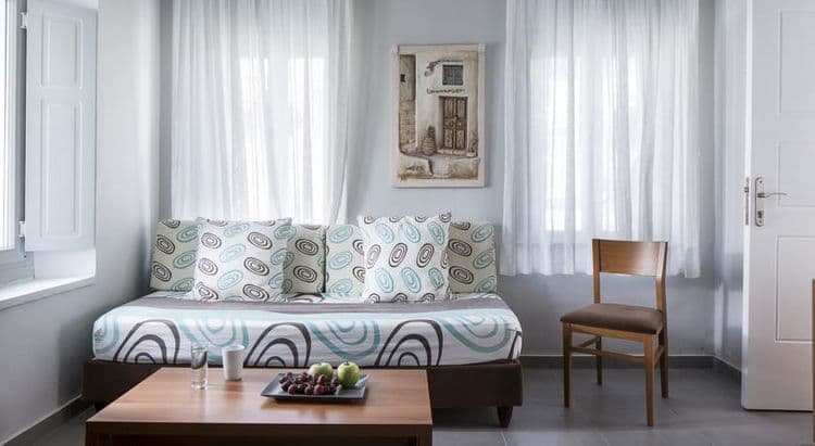 Nonis Apartments