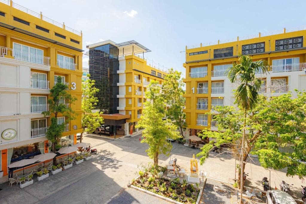 The Ashlee Plaza Patong Hotel & Spa