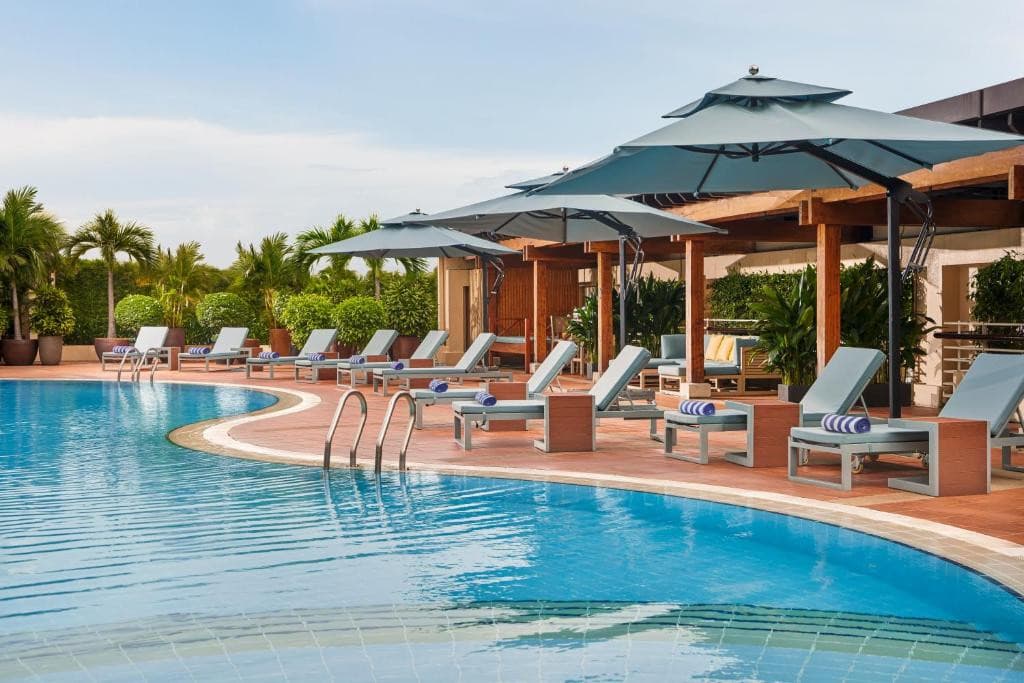 NEW WORLD RESORT