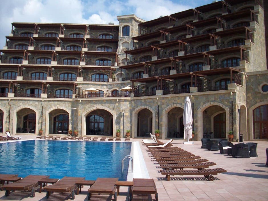 SAPPHIRE MARINE HOTEL