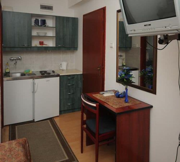 Mont Apartments