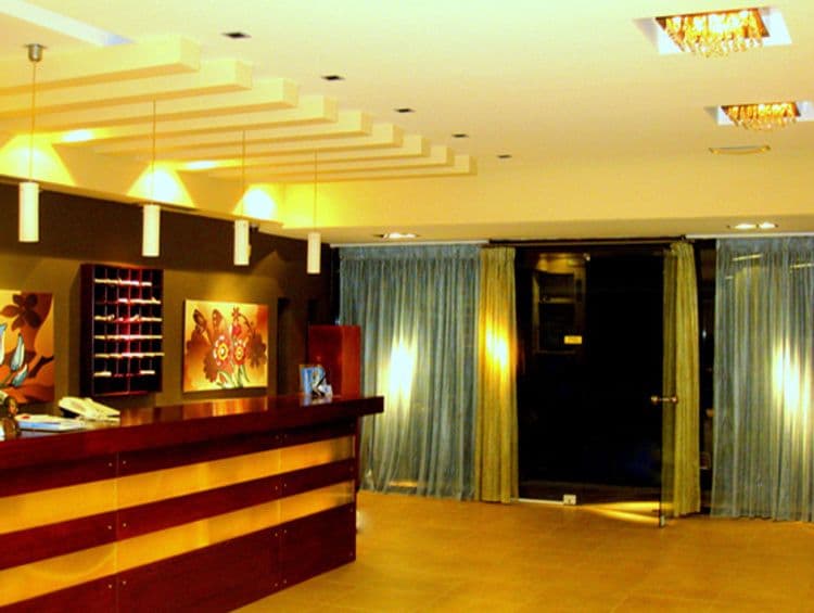 Heleni Beach Hotel