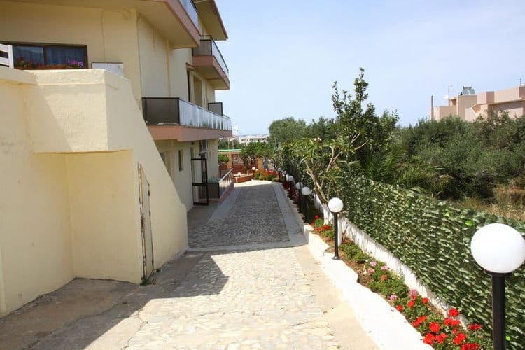 Triton Garden Hotel