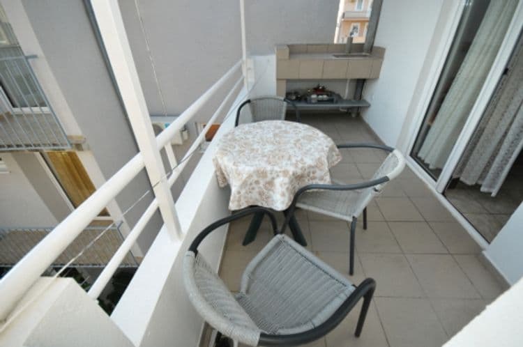 Milos Apartments