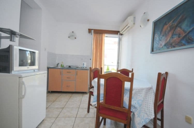 Milos Apartments
