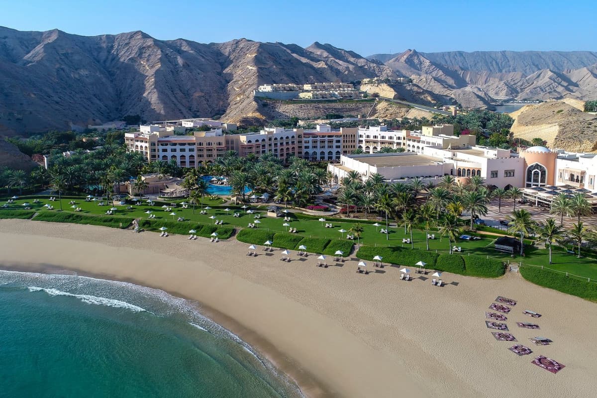 SHANGRI-LA BARR AL JISSAH, ALBANDAR