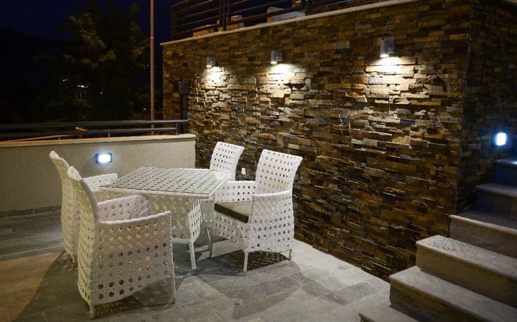 Atina Hotel