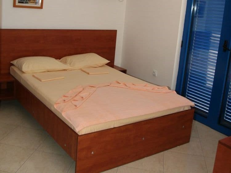 Orovic Apartments