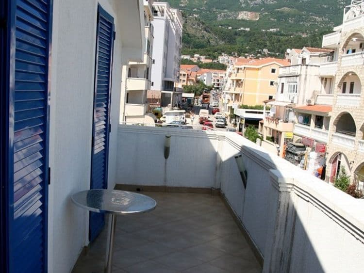 Orovic Apartments