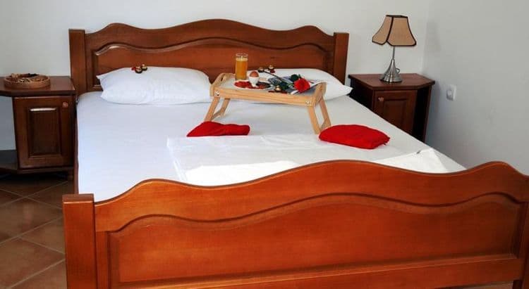 De Lara Hotel