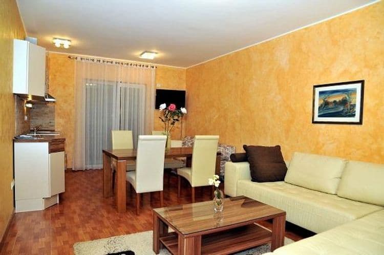 Mare Villa