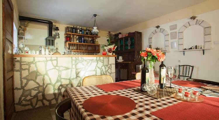 Serventi Villa