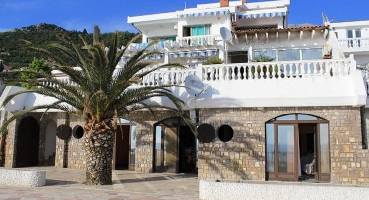 Sea Breeze House