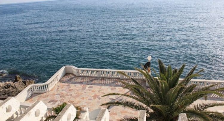 Sea Breeze House