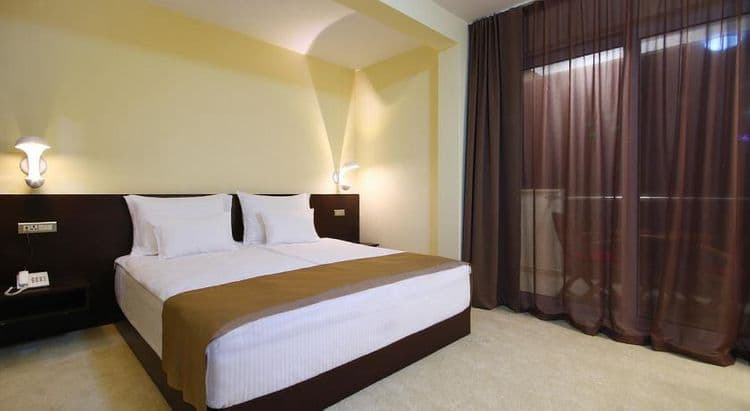 Nadezda Hotel