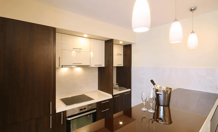 Shine Aparthotel