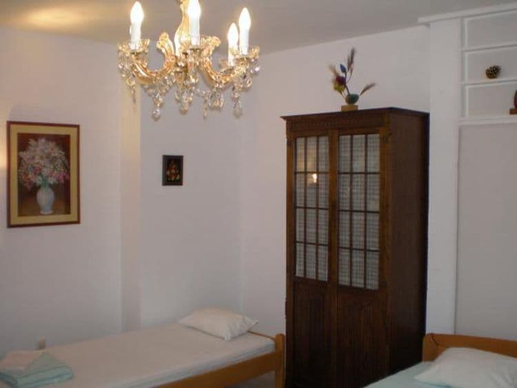 Pinebreeze Apartment