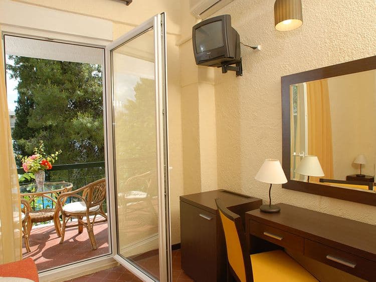 Feakion Hotel
