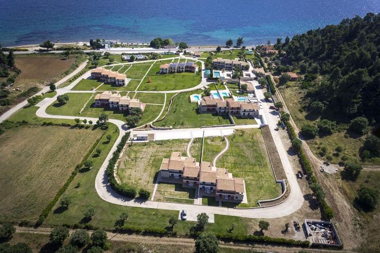 Nefeli Villas & Suites