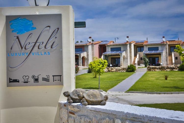 Nefeli Villas & Suites